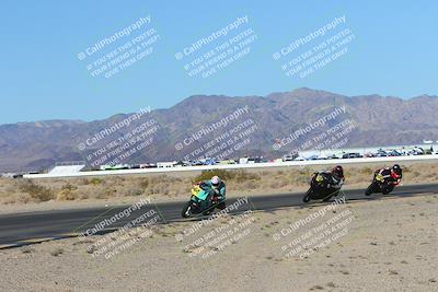 media/Jan-10-2025-CVMA Friday Practice (Fri) [[489e0da257]]/Group 4 and Trackday/Session 2 (Turn 4 Inside)/